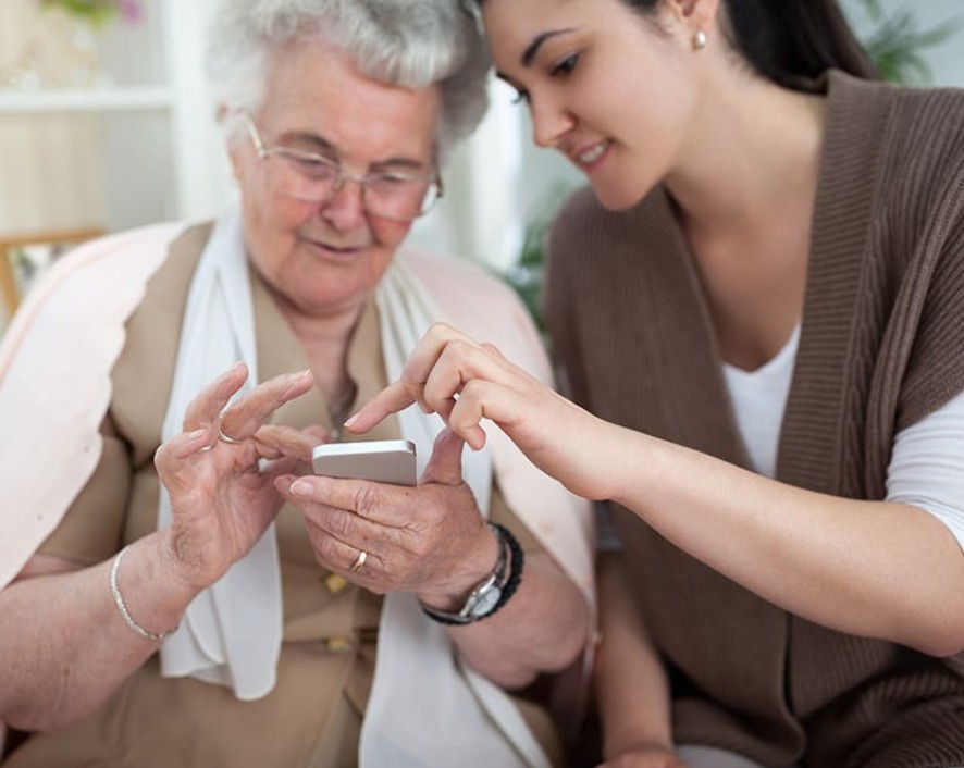 Seniorenhandy: So finden Sie das richtige Handy für Senioren