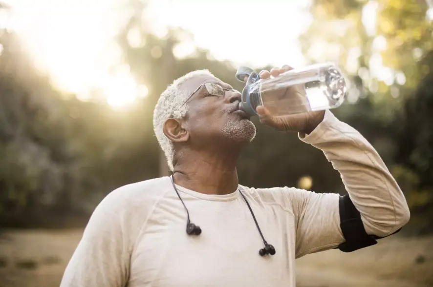 Wasser trinken – und warum Sie darauf nicht verzichten dürfen