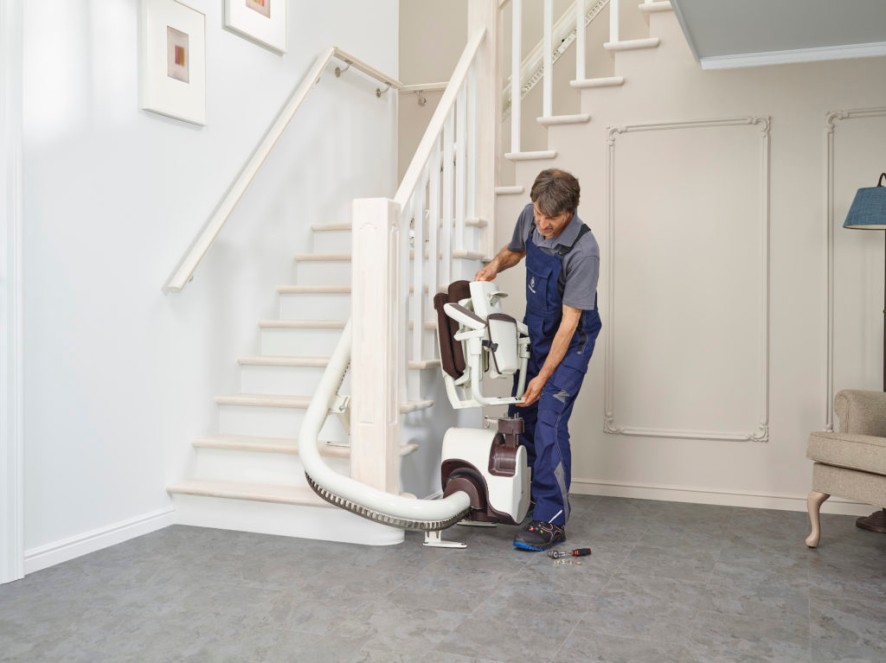 Dépannage monte-escalier : que faire en cas de panne ?
