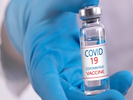 Een Covid-vaccin is in zicht. Behoor ik tot een risicogroep?