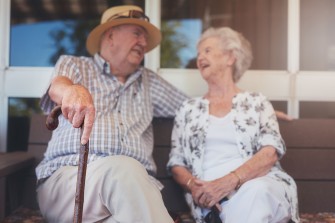 Home seniors : avantages et inconvénients