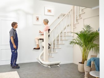 4. Vous pouvez déjà effectuer votre premier trajet avec votre monte-escalier le jour de l’installation